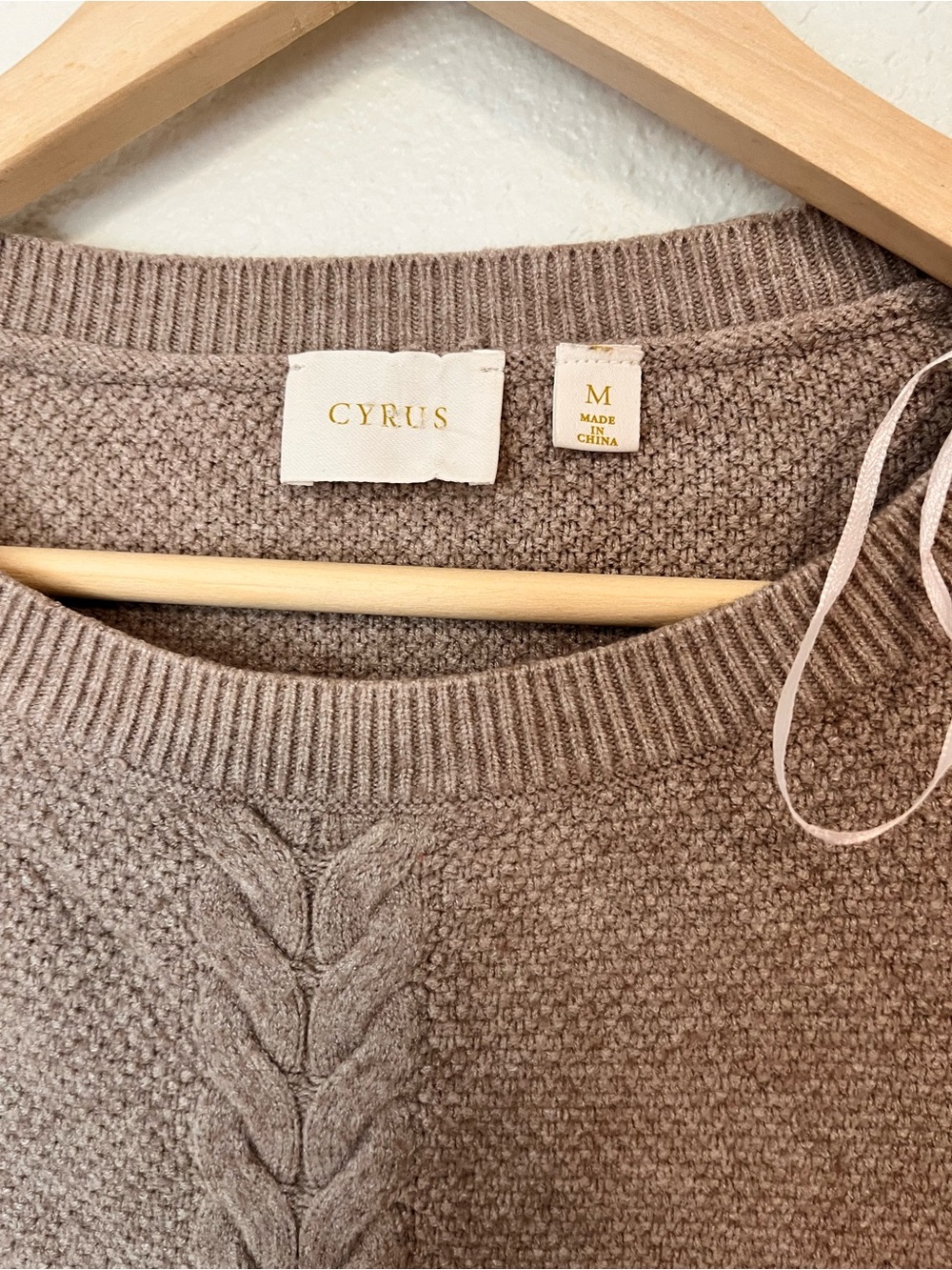 Cyrus Cable-Knit Crewneck Sweater - light brown - Picture 2 of 8